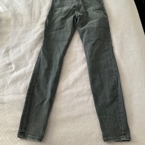 Good American Good Legs Low Rise Skinny Jeans - Black204 - Picture 6 of 9